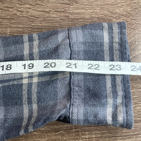 Field & Stream Flannel Button Up Shirt 2XL Black & Gray EUC - Picture 5 of 8